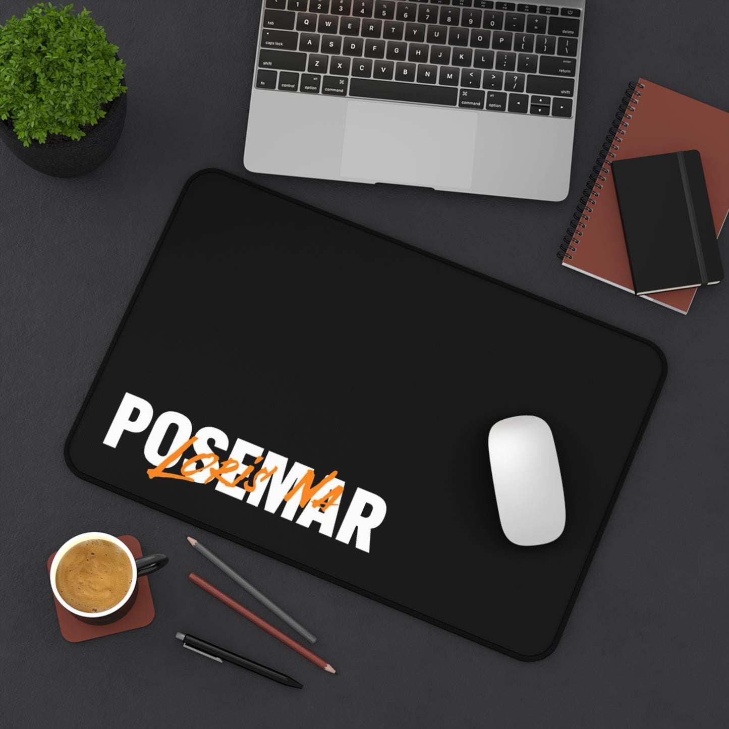 Pose Mar Loris Na Desk Mat